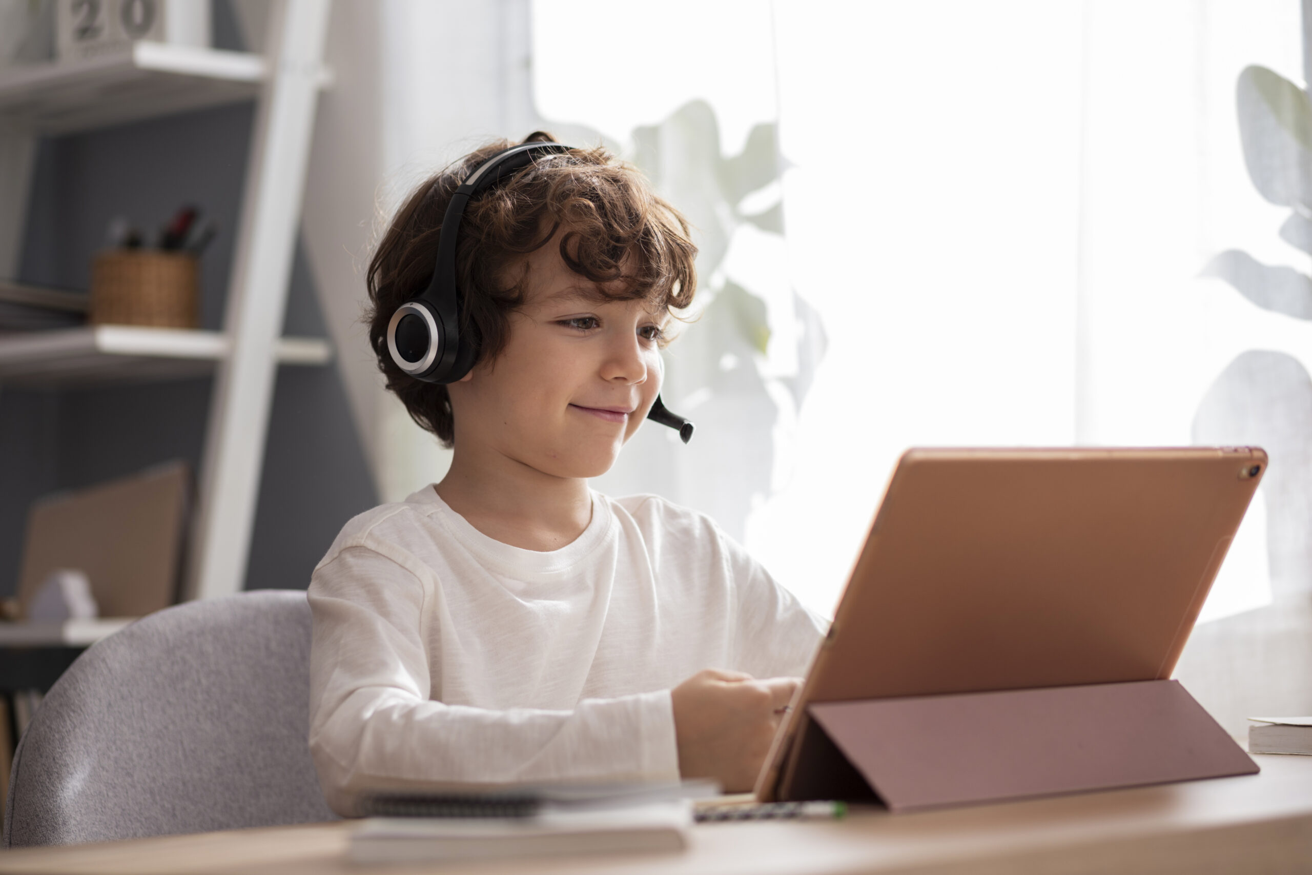virtual-classroom-study-space Study on tab